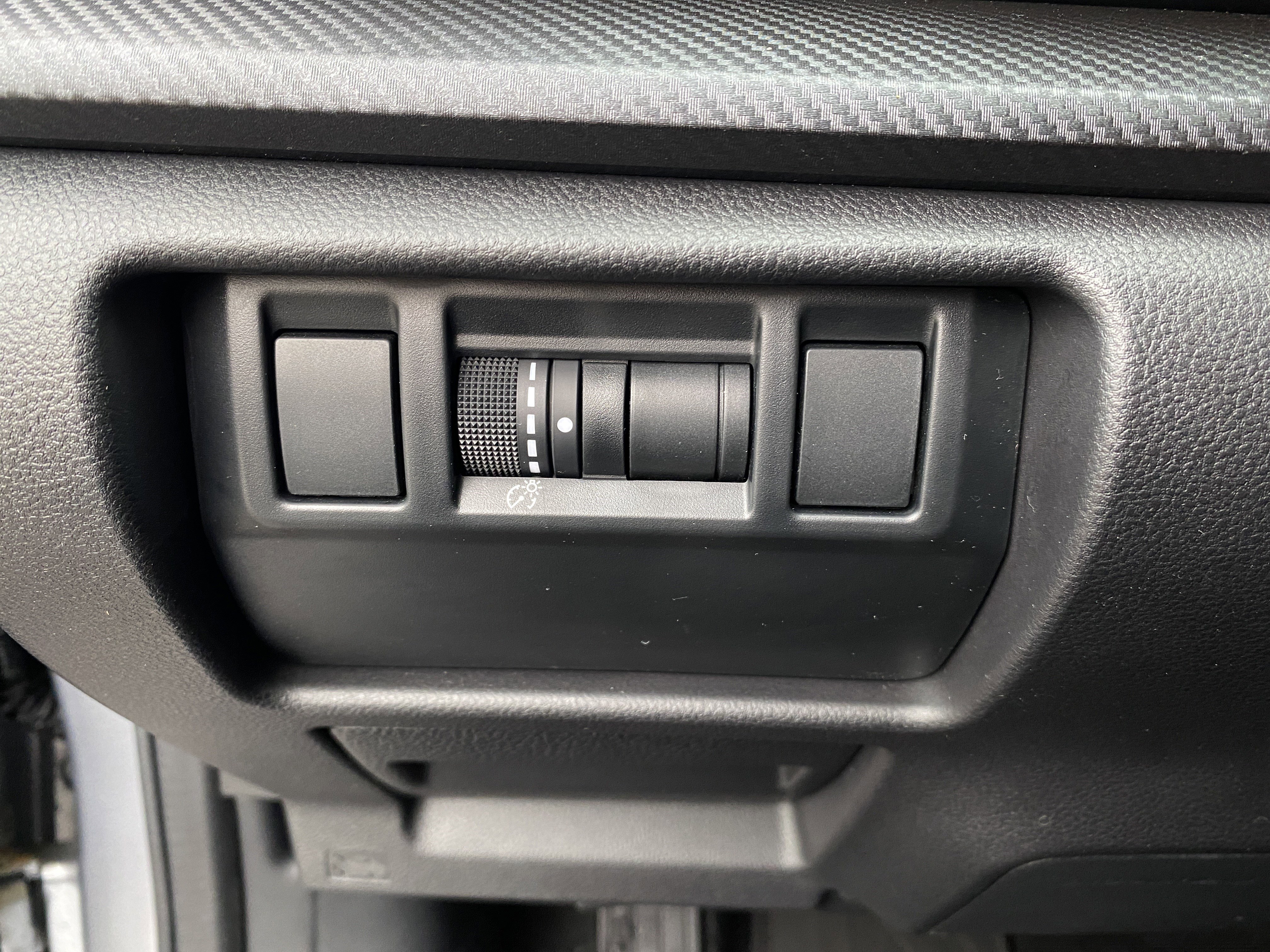 Used 2025 Subaru Crosstrek 2.5i Limited w/ Crosstrek Mirror Package image 14