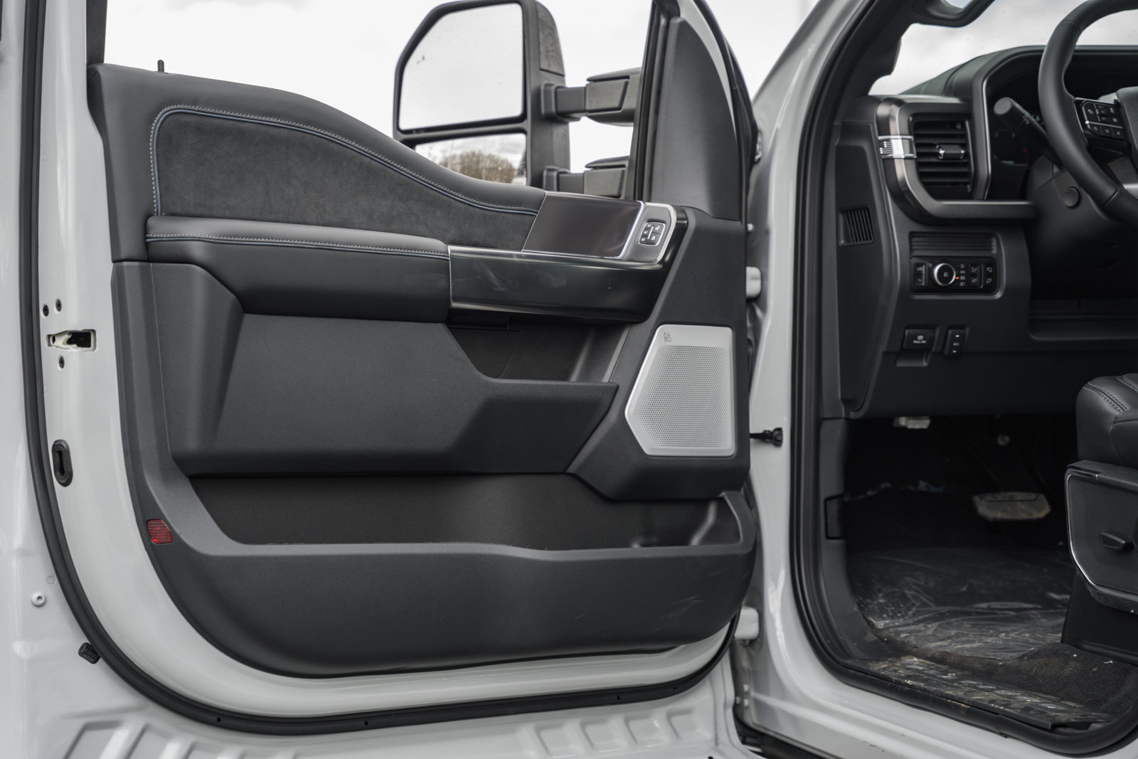 New 2026 Ford F350 Platinum image 49