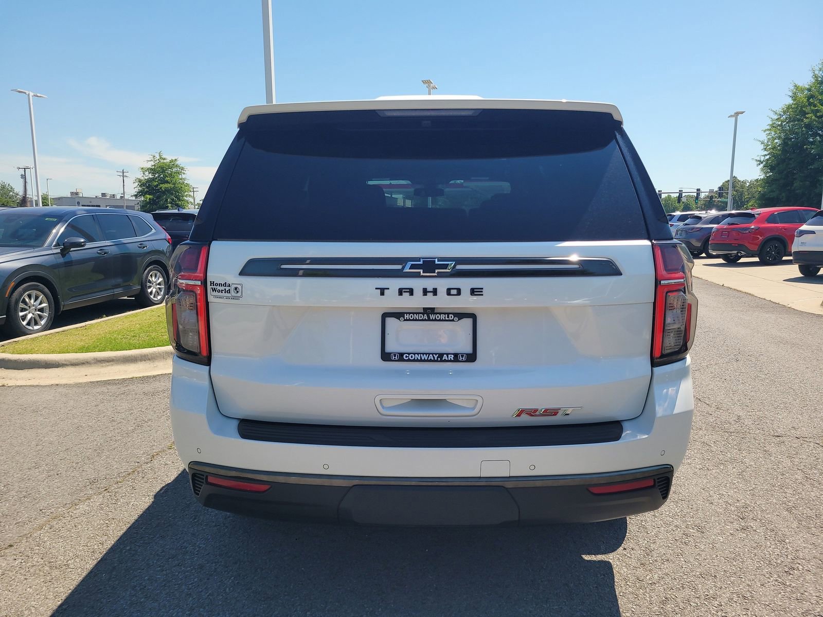 Used 2021 Chevrolet Tahoe RST w/ Luxury Package AWD/4WD image 4