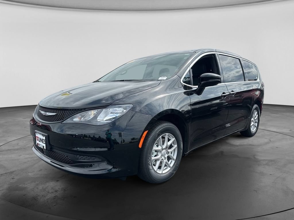 New 2026 Chrysler Voyager LX FWD image 15