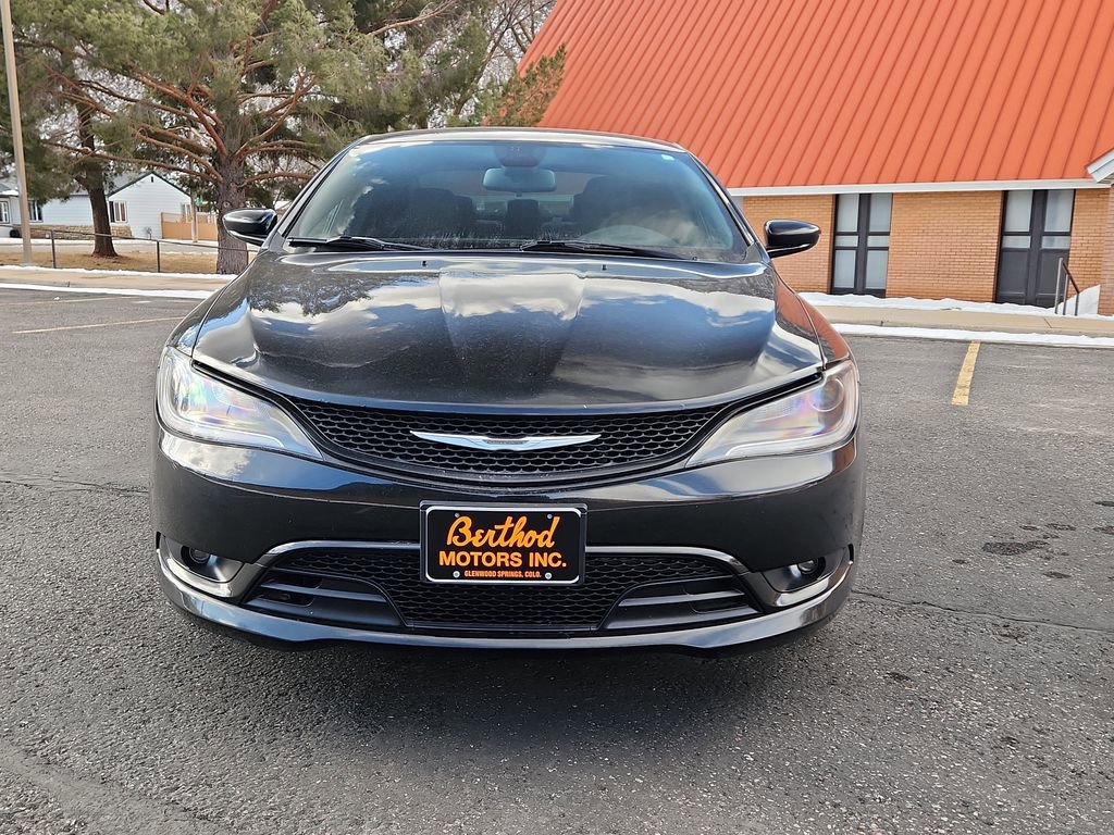 Used 2015 Chrysler 200 S image 5