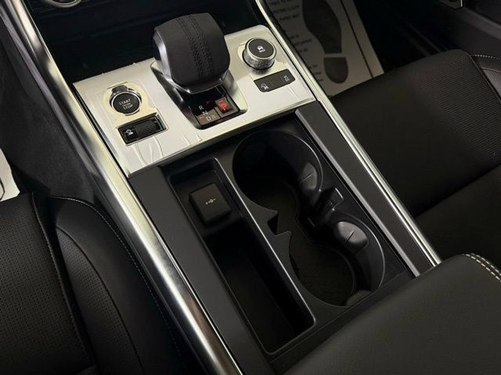 New 2024 Jaguar XF R-Dynamic SE AWD/4WD image 35