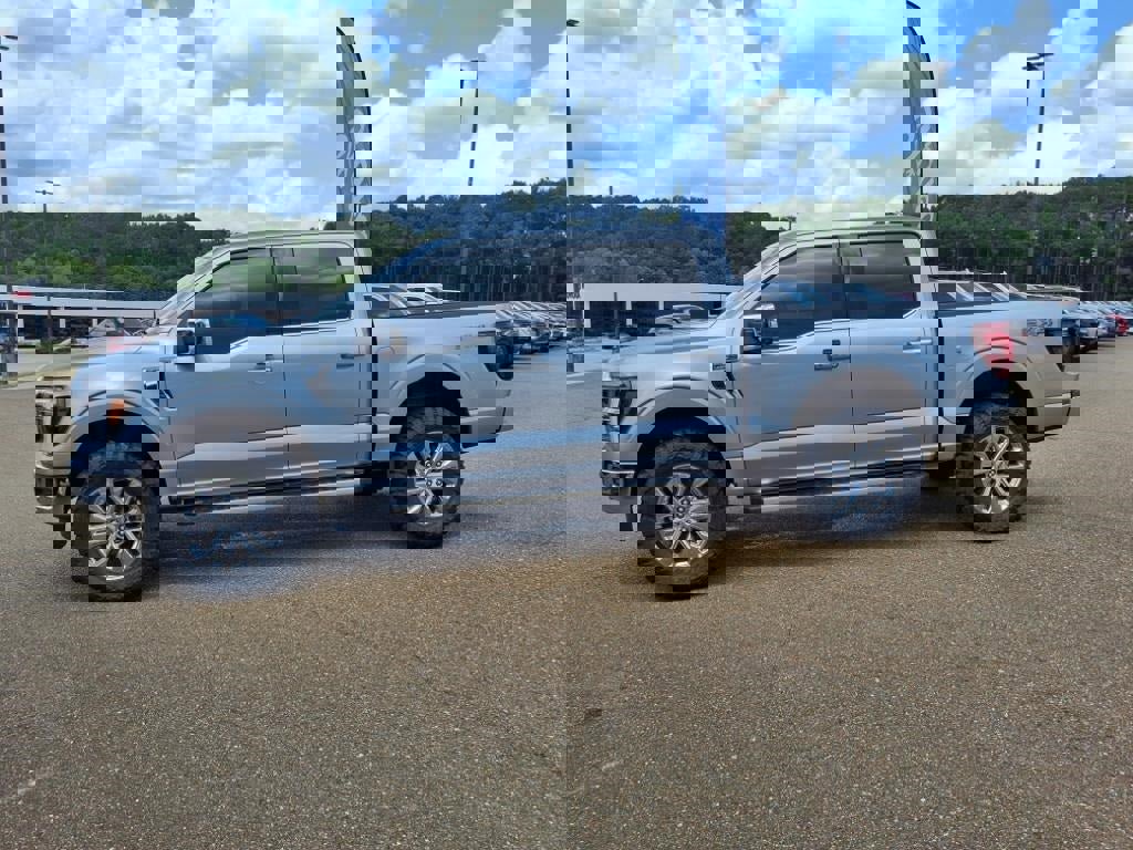 New 2025 Ford F150 Lariat w/ Equipment Group 501A Mid image 41