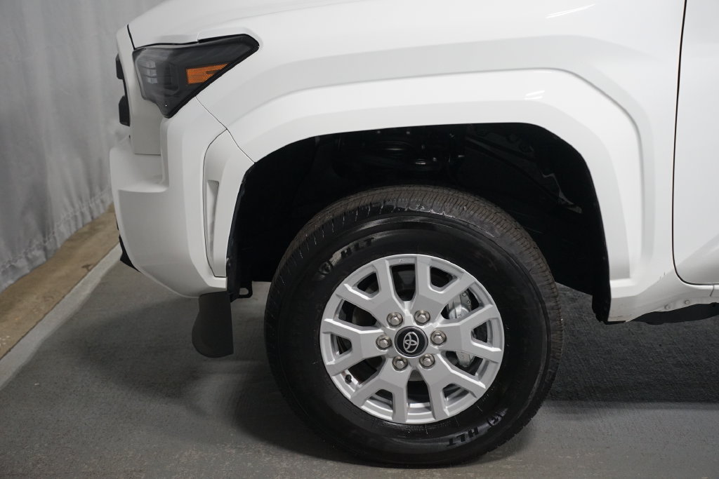 Used 2026 Toyota Tacoma SR RWD image 5