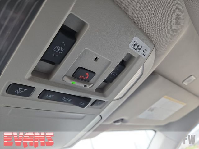 New 2026 Toyota Highlander Platinum image 16