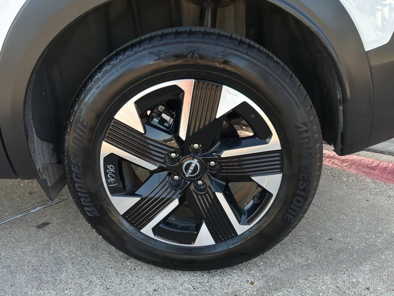 Used 2026 Nissan Kicks SV w/ Cold Weather Package AWD/4WD image 9