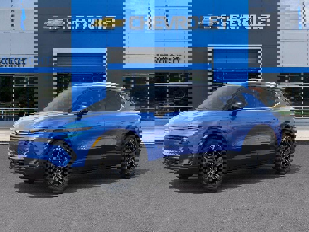 New 2026 Chevrolet Equinox EV LT image 2