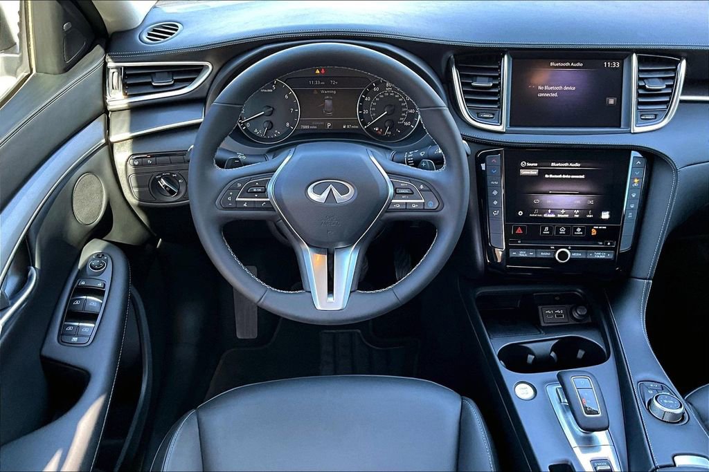 Certified 2025 INFINITI QX50 Pure image 9