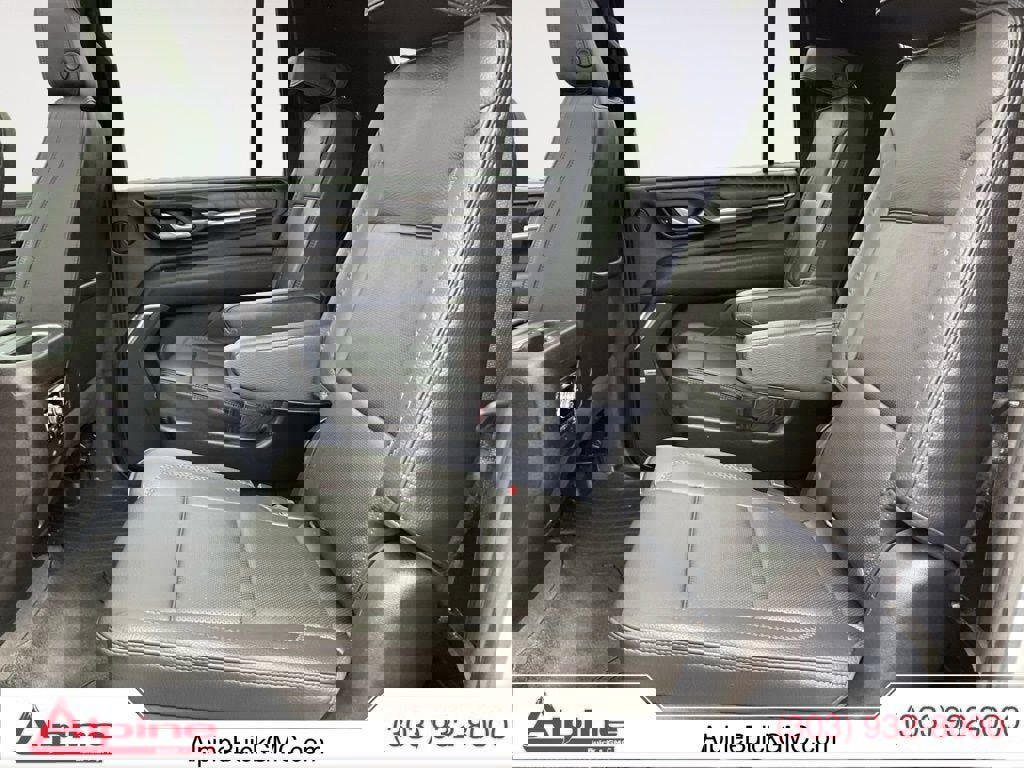 Used 2022 GMC Yukon XL Denali w/ Denali Premium Package image 13