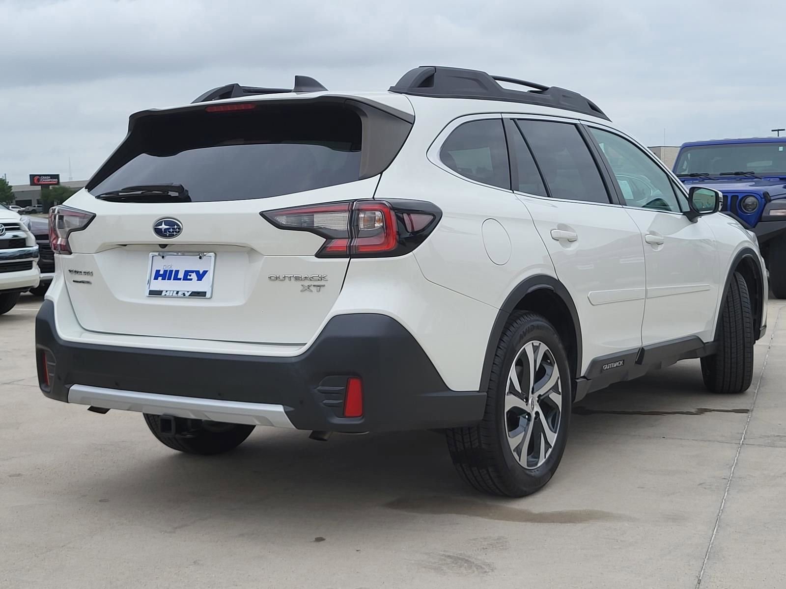 Used 2021 Subaru Outback Limited XT AWD/4WD image 4