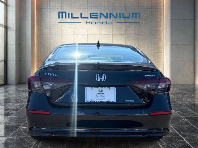 Used 2025 Honda Civic Sport image 4