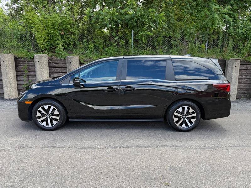Used 2025 Honda Odyssey EX-L image 6