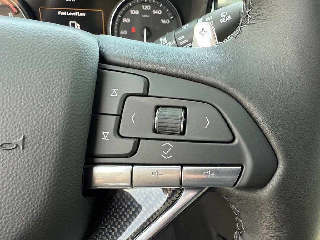 New 2025 Cadillac XT6 Sport w/ Technology Package image 31