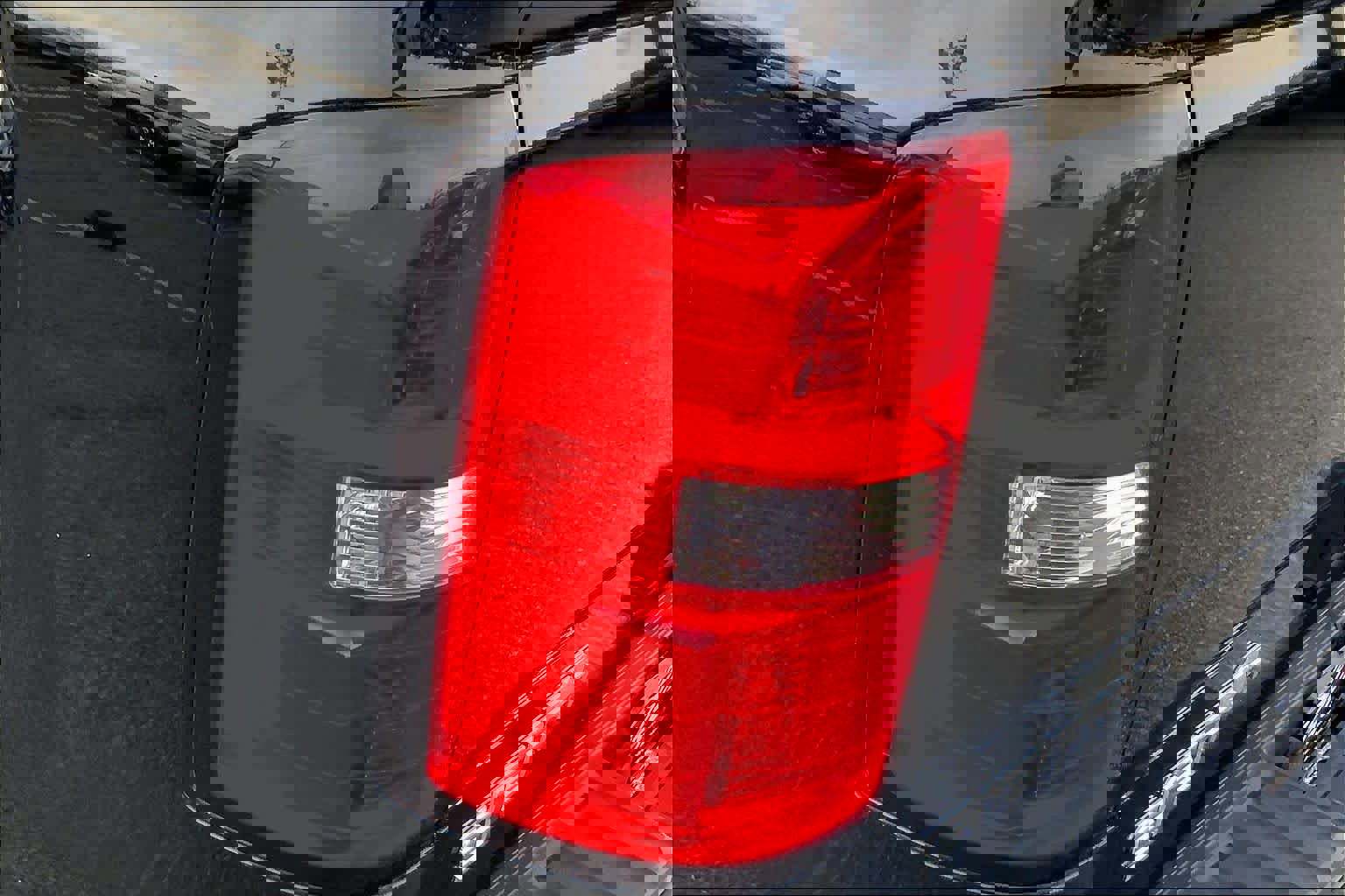 Used 2015 GMC Sierra 2500 Denali w/ Suspension Package, Off-Road image 27