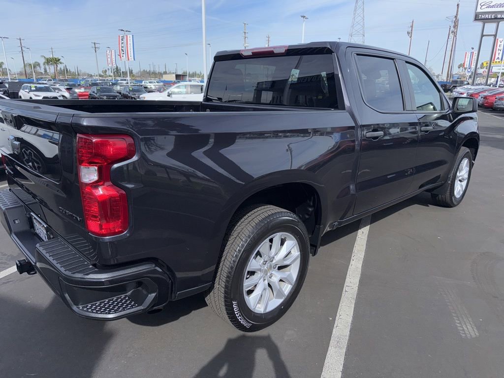 Used 2023 Chevrolet Silverado 1500 Custom w/ LPO, Dark Essentials Package image 4