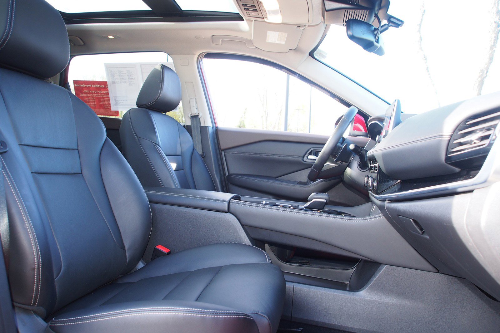 Used 2023 Nissan Rogue SL FWD image 11
