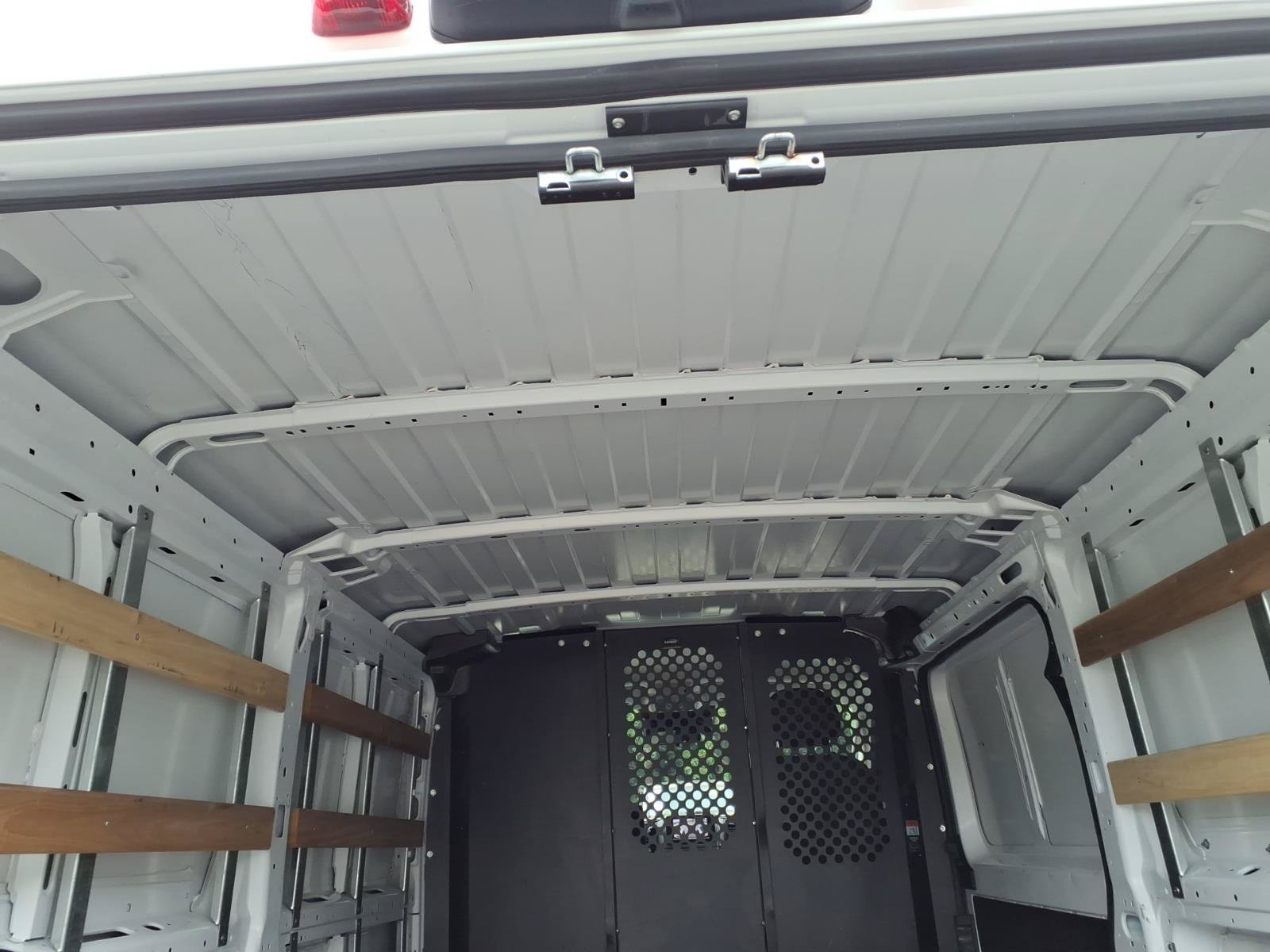 Used 2025 RAM ProMaster 2500 w/ U-Haul Equipment Group FWD image 9