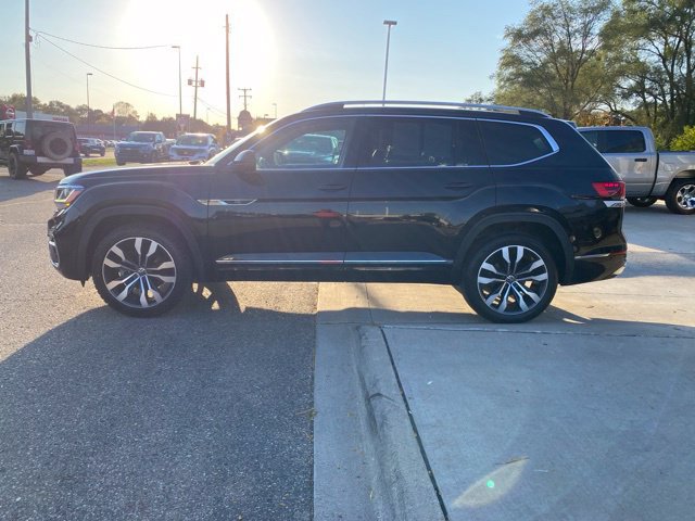 Used 2022 Volkswagen Atlas SEL Premium AWD/4WD image 11