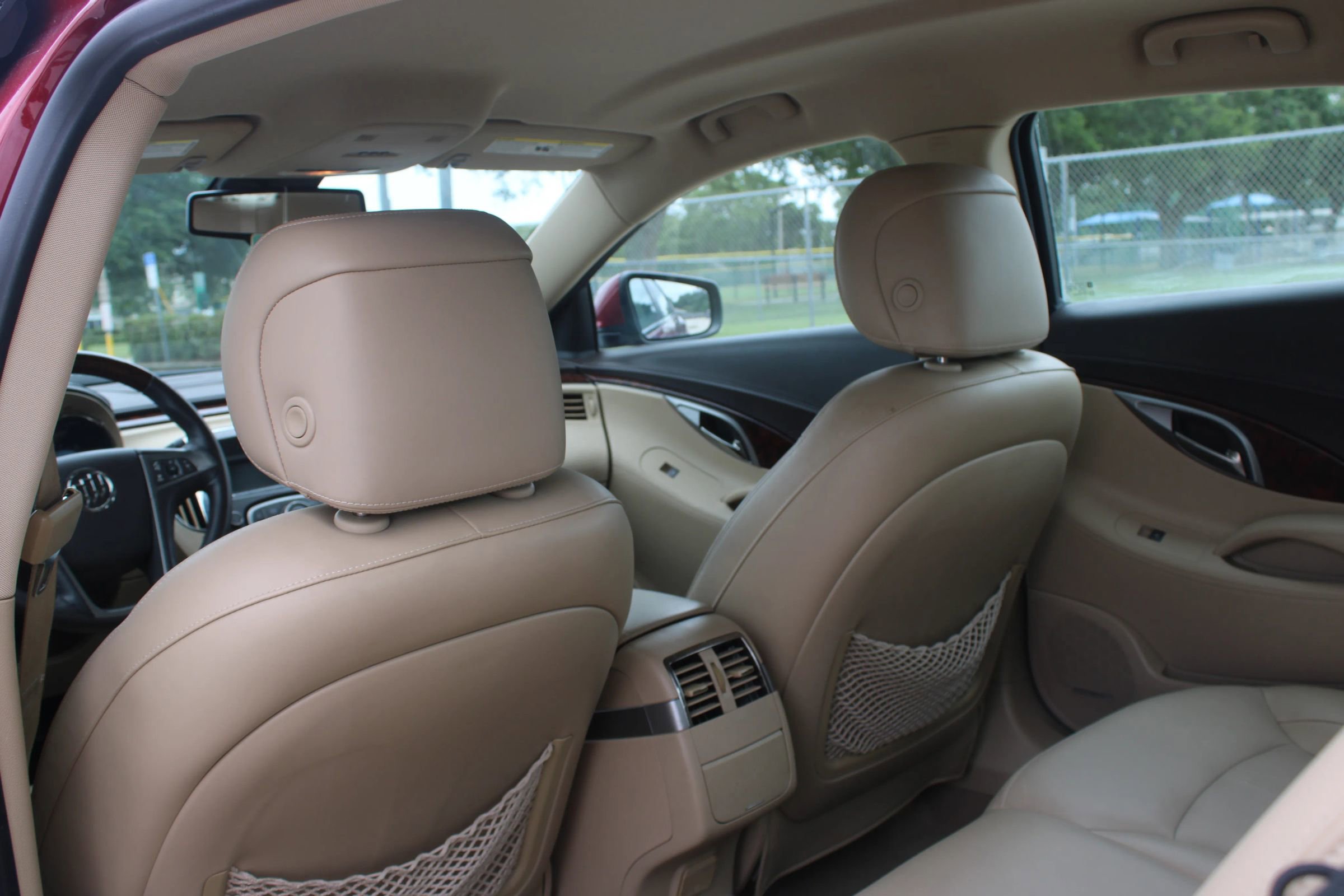 Used 2011 Buick LaCrosse CXS FWD image 18