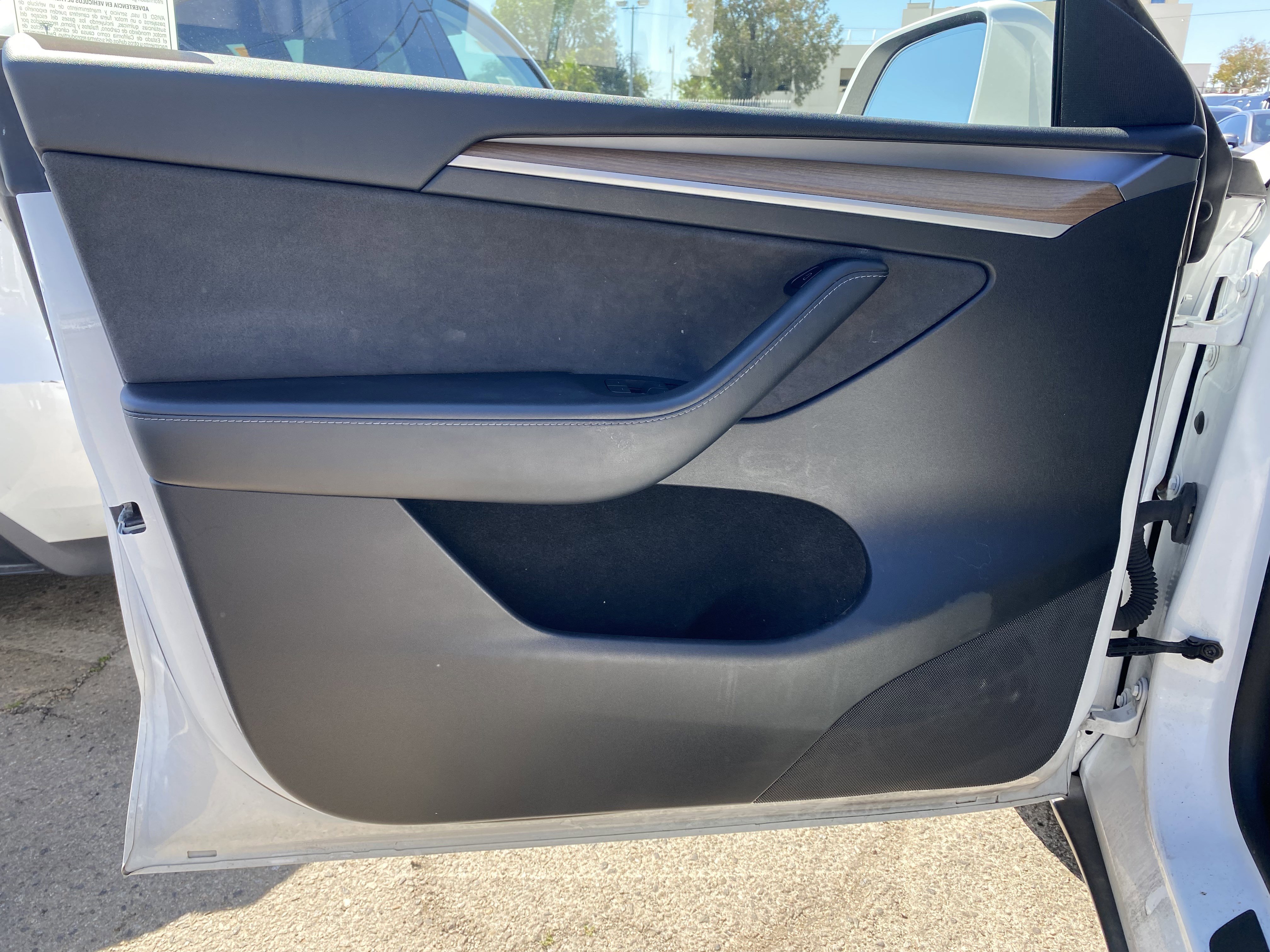 Used 2023 Tesla Model Y Long Range AWD/4WD image 17