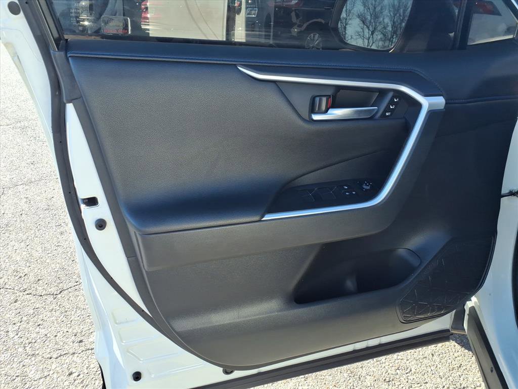 Used 2022 Toyota RAV4 XSE image 23