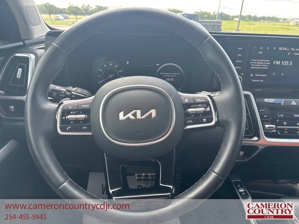 Used 2022 Kia Sorento SX Prestige w/ Rust Color Package AWD/4WD image 10