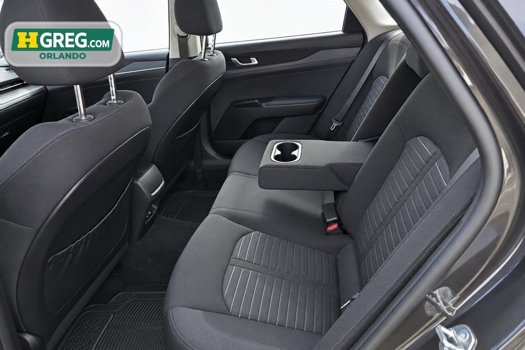 Used 2025 Kia K5 LXS FWD image 11
