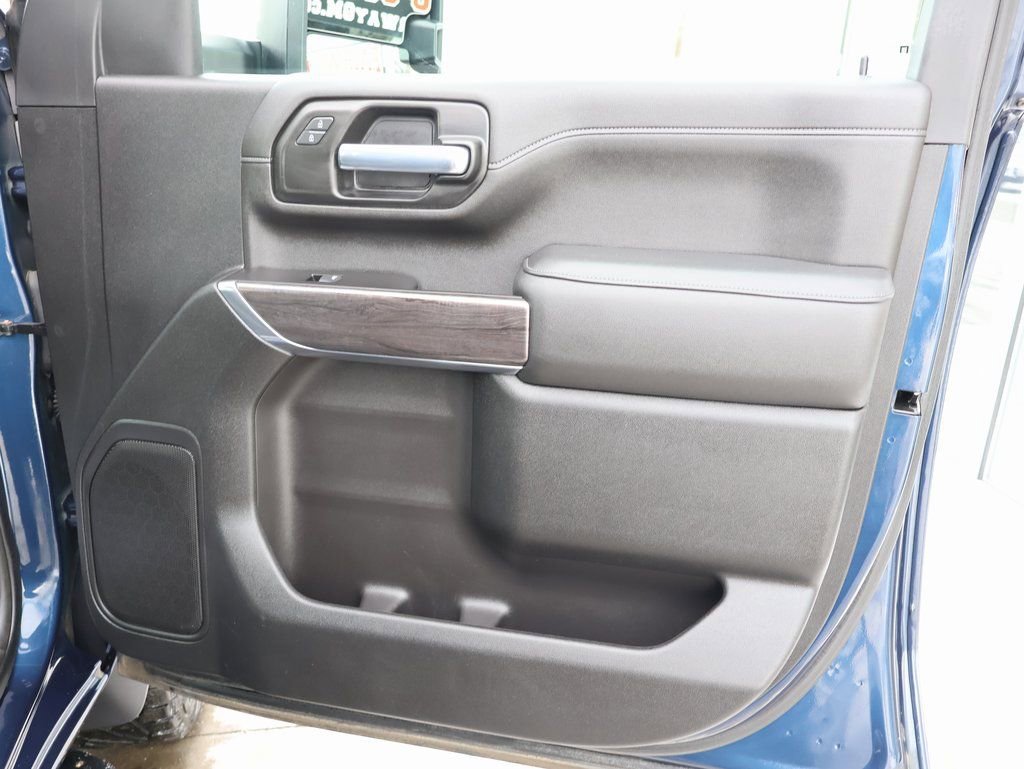 Certified 2021 Chevrolet Silverado 3500 LTZ w/ LTZ Convenience Package image 42