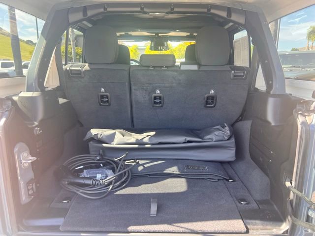 Used 2025 Jeep Wrangler Unlimited Rubicon 4xe w/ Convenience Group image 15