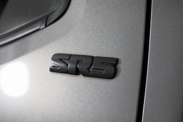 Used 2016 Toyota Tacoma SR5 image 37