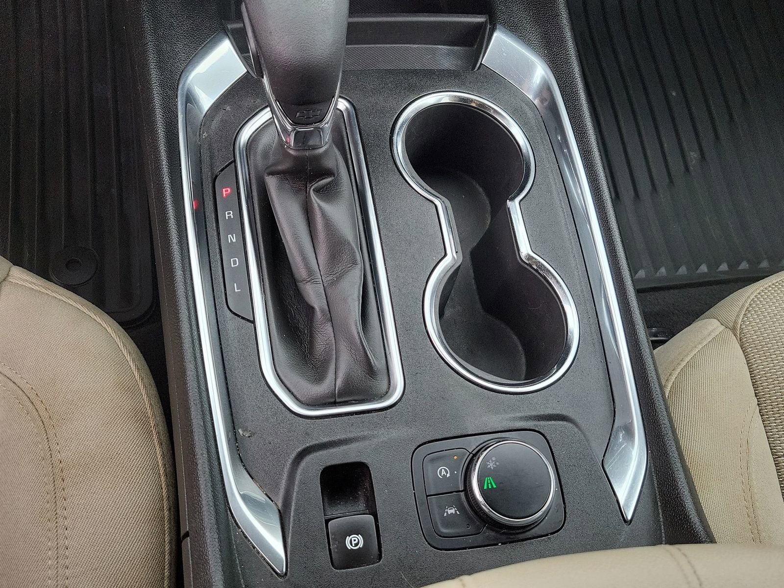 Certified 2023 Chevrolet Traverse LS FWD image 15