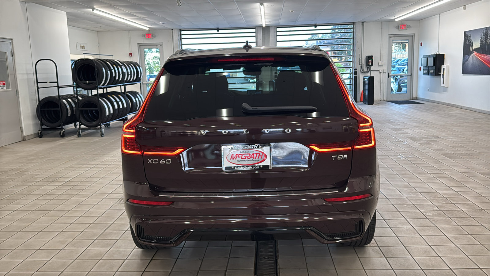 New 2026 Volvo XC60 T8 Plus w/ Protection Package Premier AWD/4WD image 6