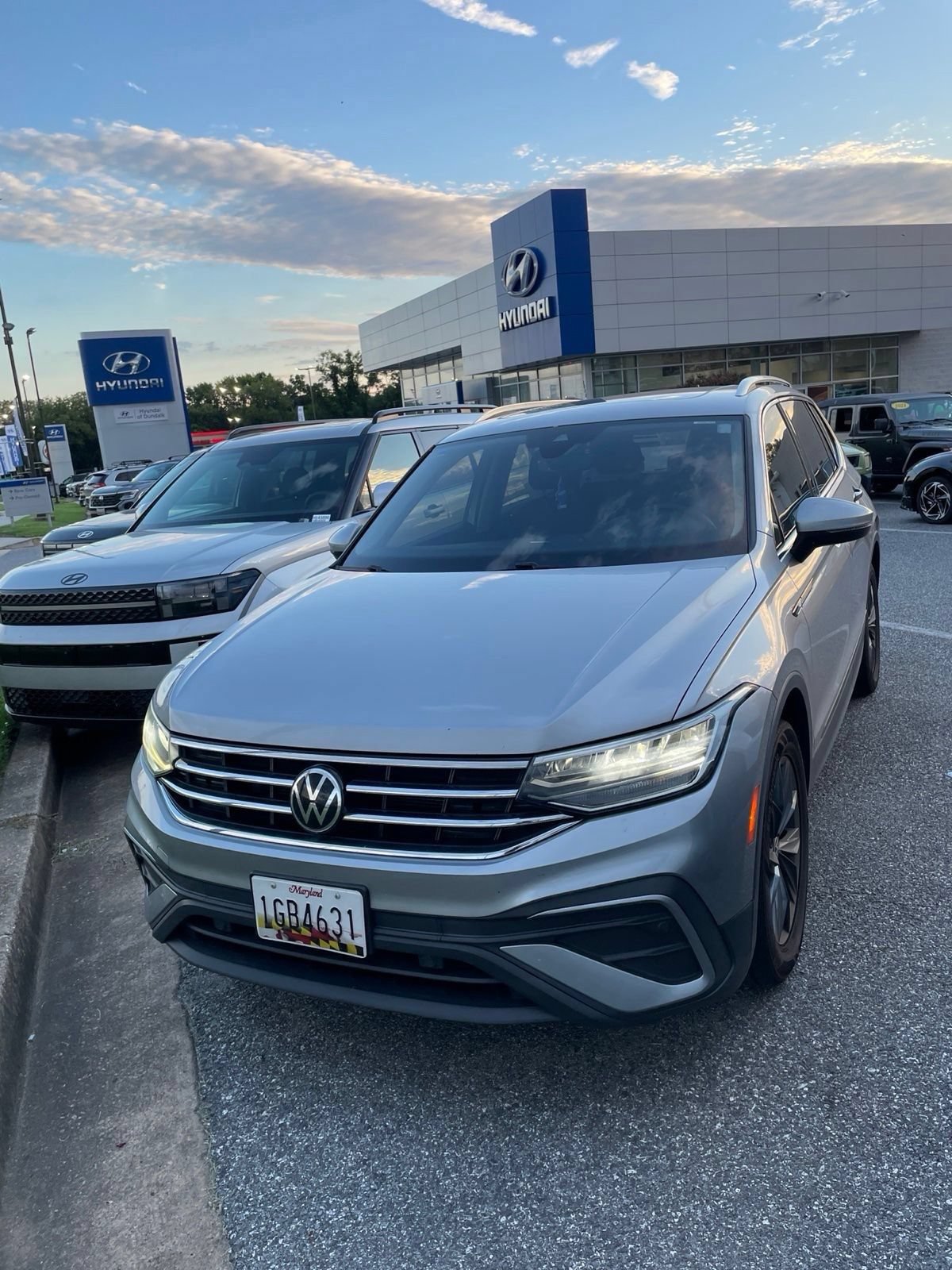 Used 2022 Volkswagen Tiguan SE FWD image 5