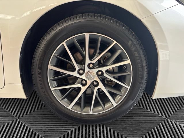 Used 2017 Lexus ES 350 w/ Premium Package FWD image 31