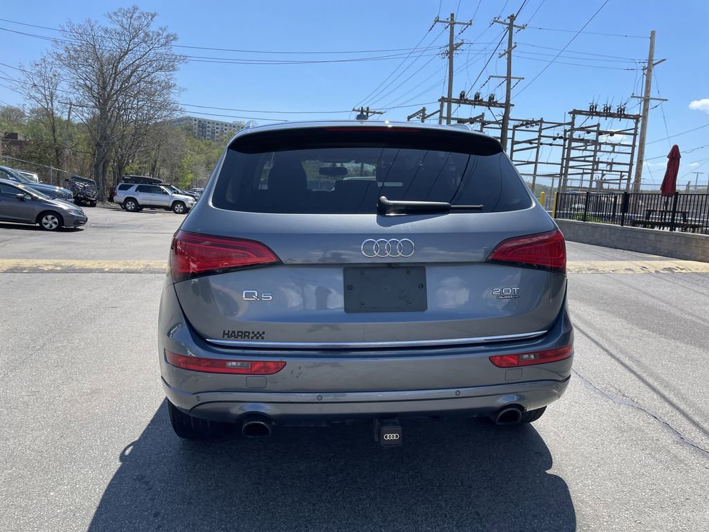 Used 2016 Audi Q5 2.0T Premium Plus w/ Technology Package AWD/4WD image 4