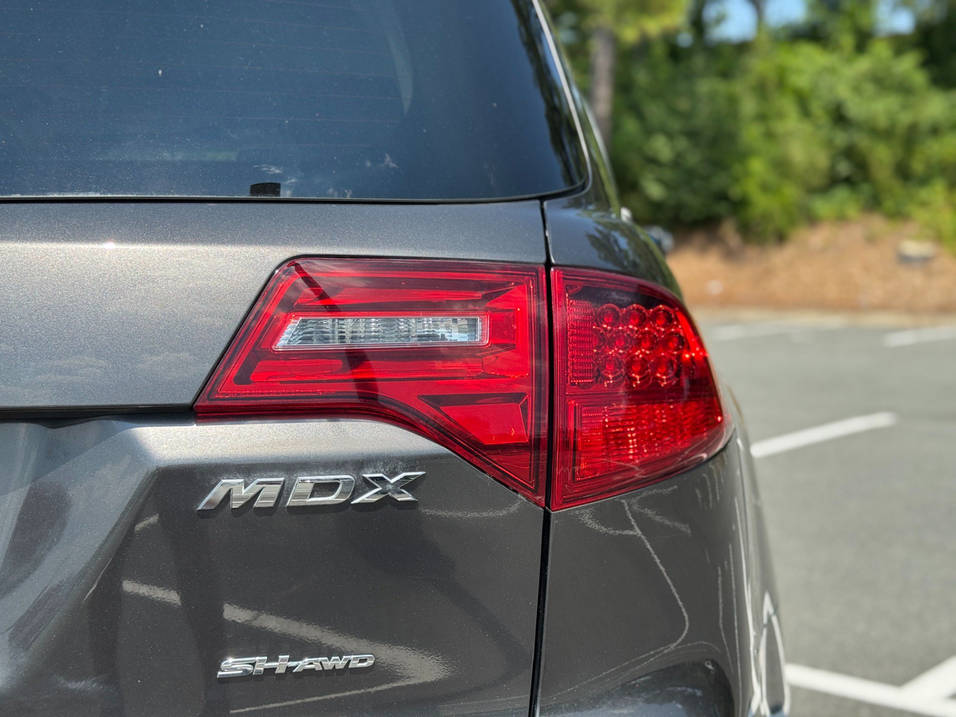 Used 2011 Acura MDX w/ Technology Package AWD/4WD image 24