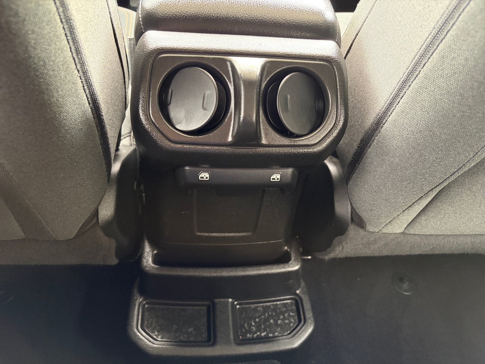 Used 2024 Jeep Wrangler Unlimited AWD/4WD image 20