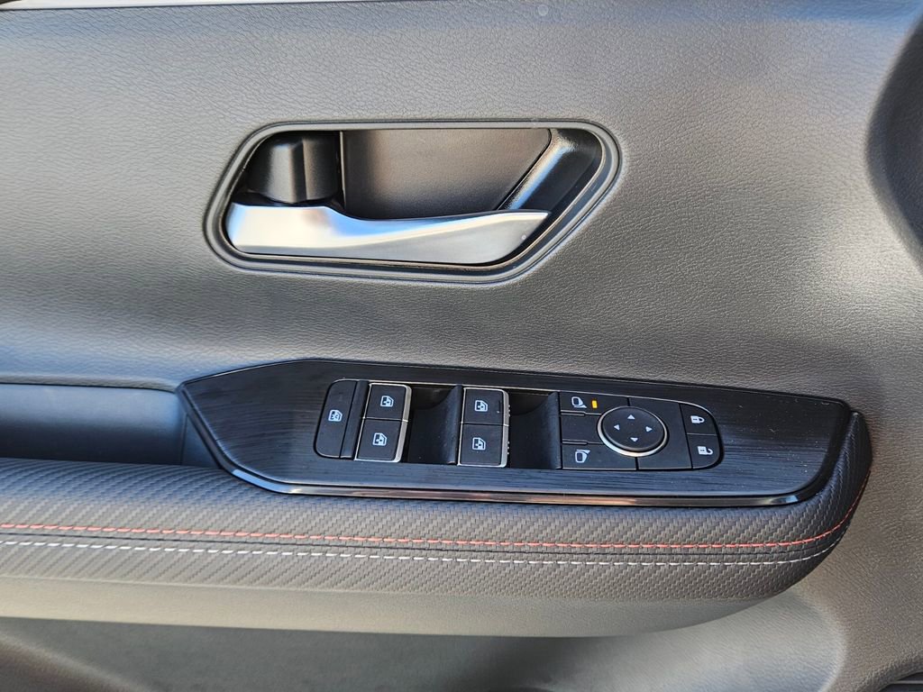 New 2026 Nissan Kicks SR image 29