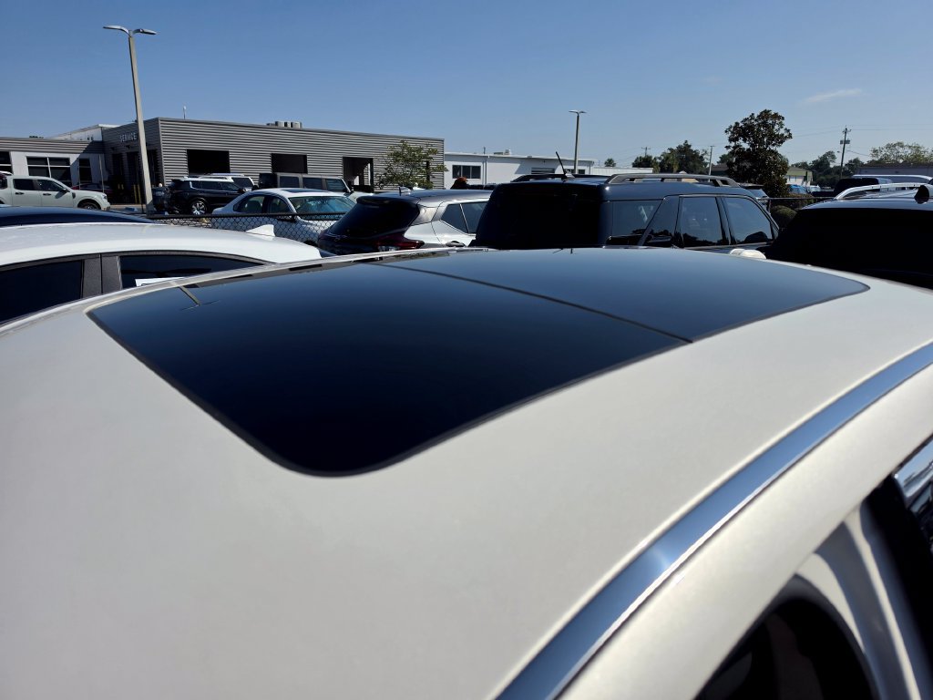 Used 2009 Lincoln MKS FWD image 6