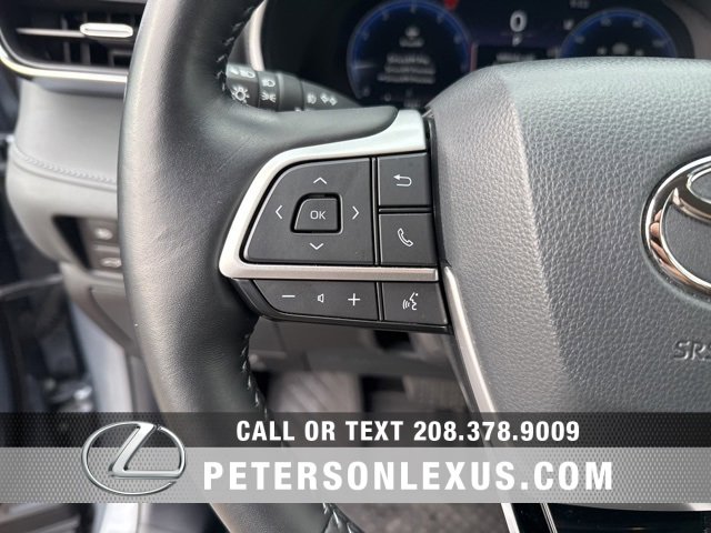 Used 2024 Toyota Highlander Platinum image 28