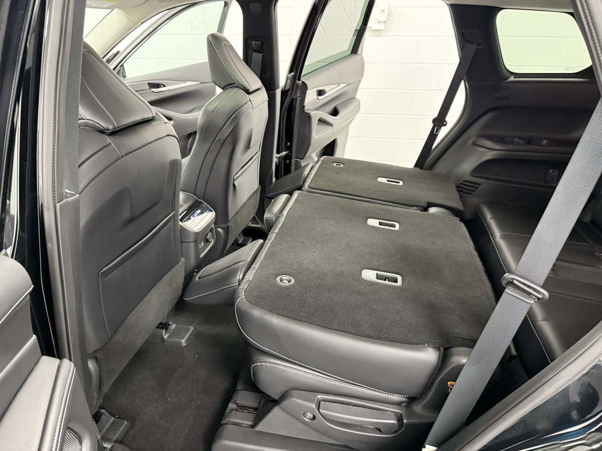 Used 2024 INFINITI QX60 Luxe image 15