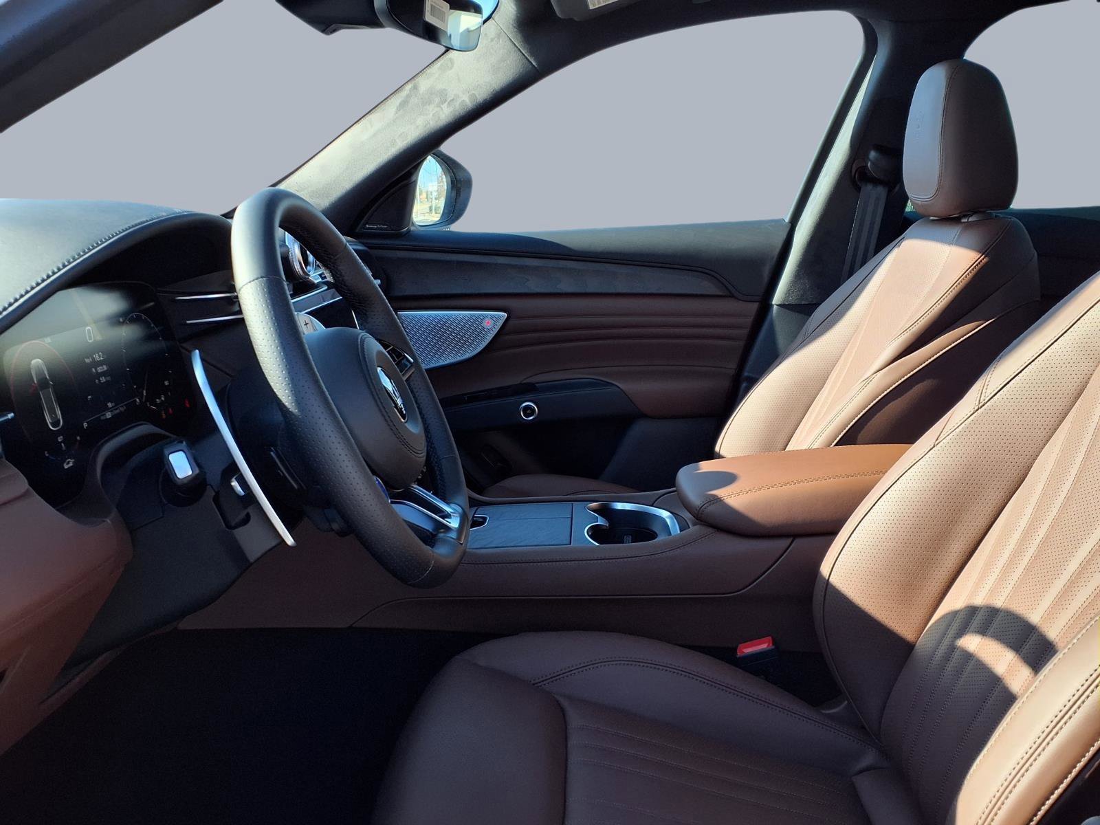 New 2026 Maserati Grecale Modena image 8