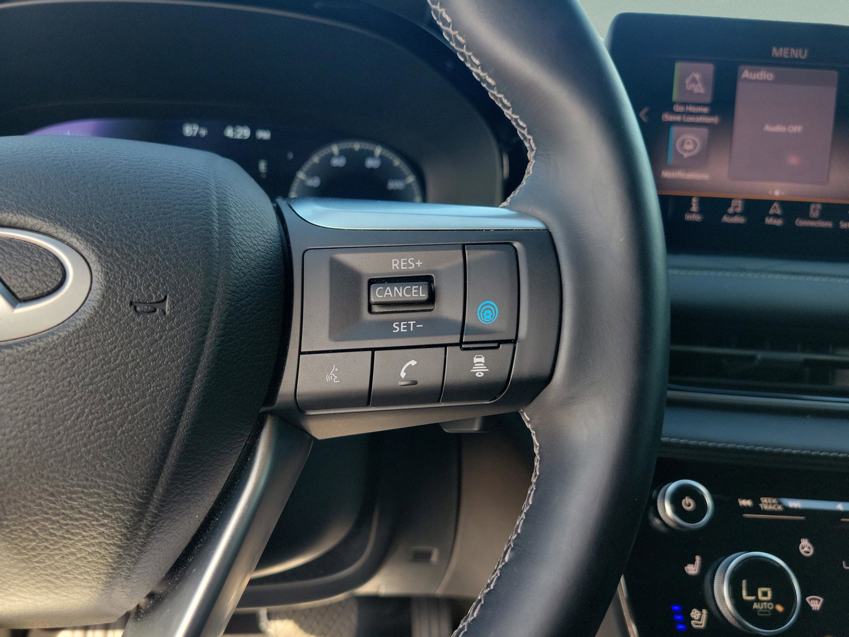 Certified 2025 INFINITI QX60 Autograph w/ Cargo Package AWD/4WD image 9