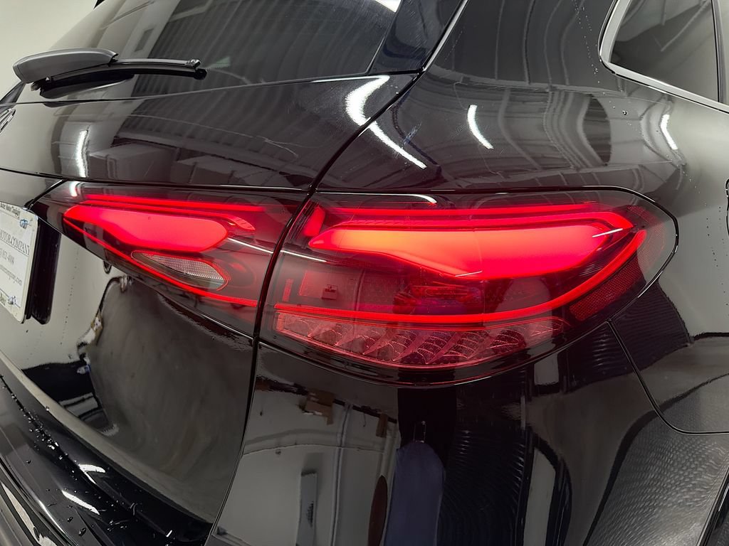 Certified 2026 Mercedes-Benz GLC 300 image 33