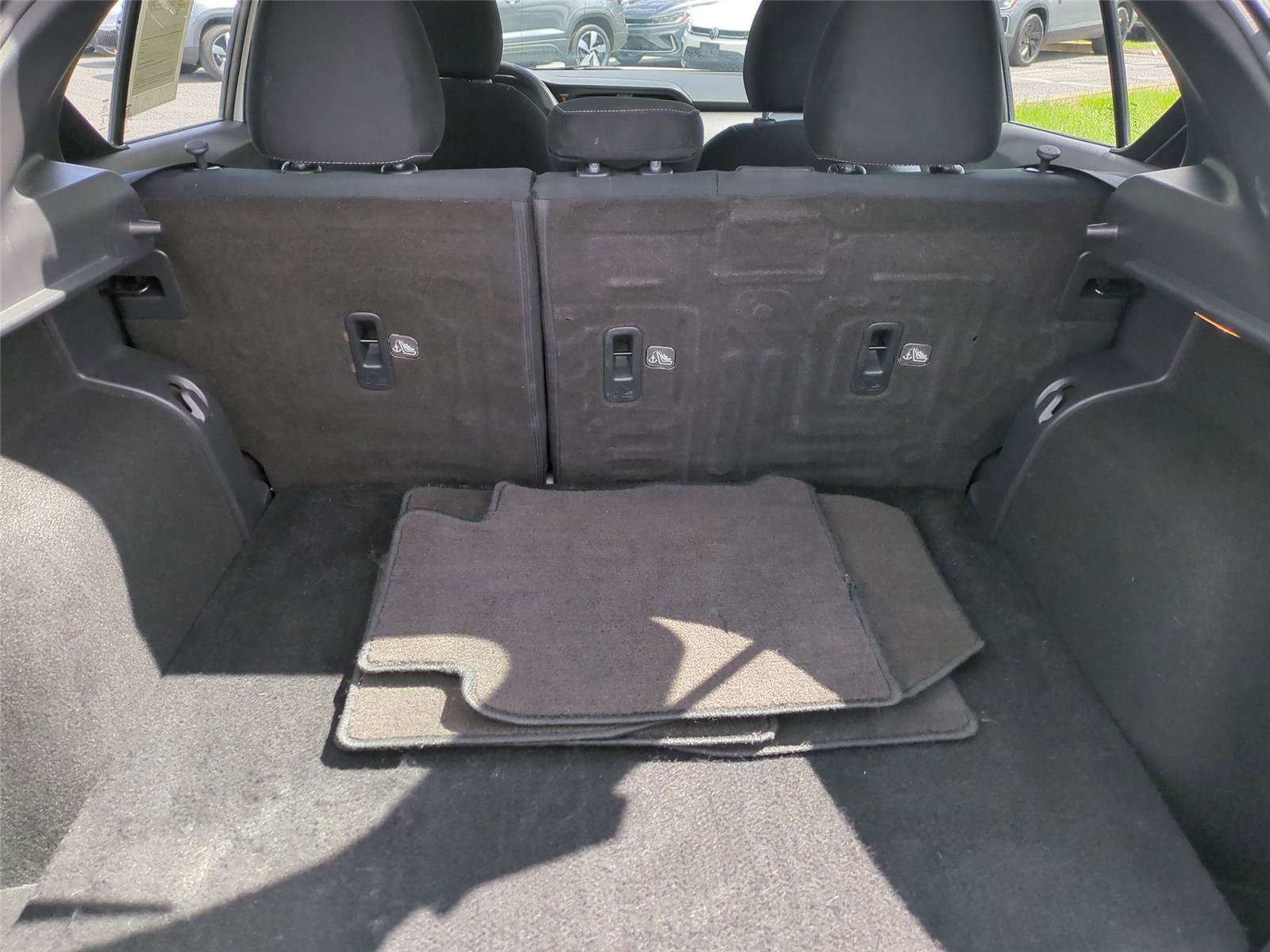 Used 2018 Nissan Kicks SV w/ Exterior Package image 20