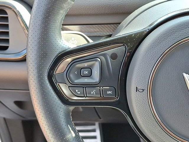 Used 2023 VinFast VF 8 Eco image 26