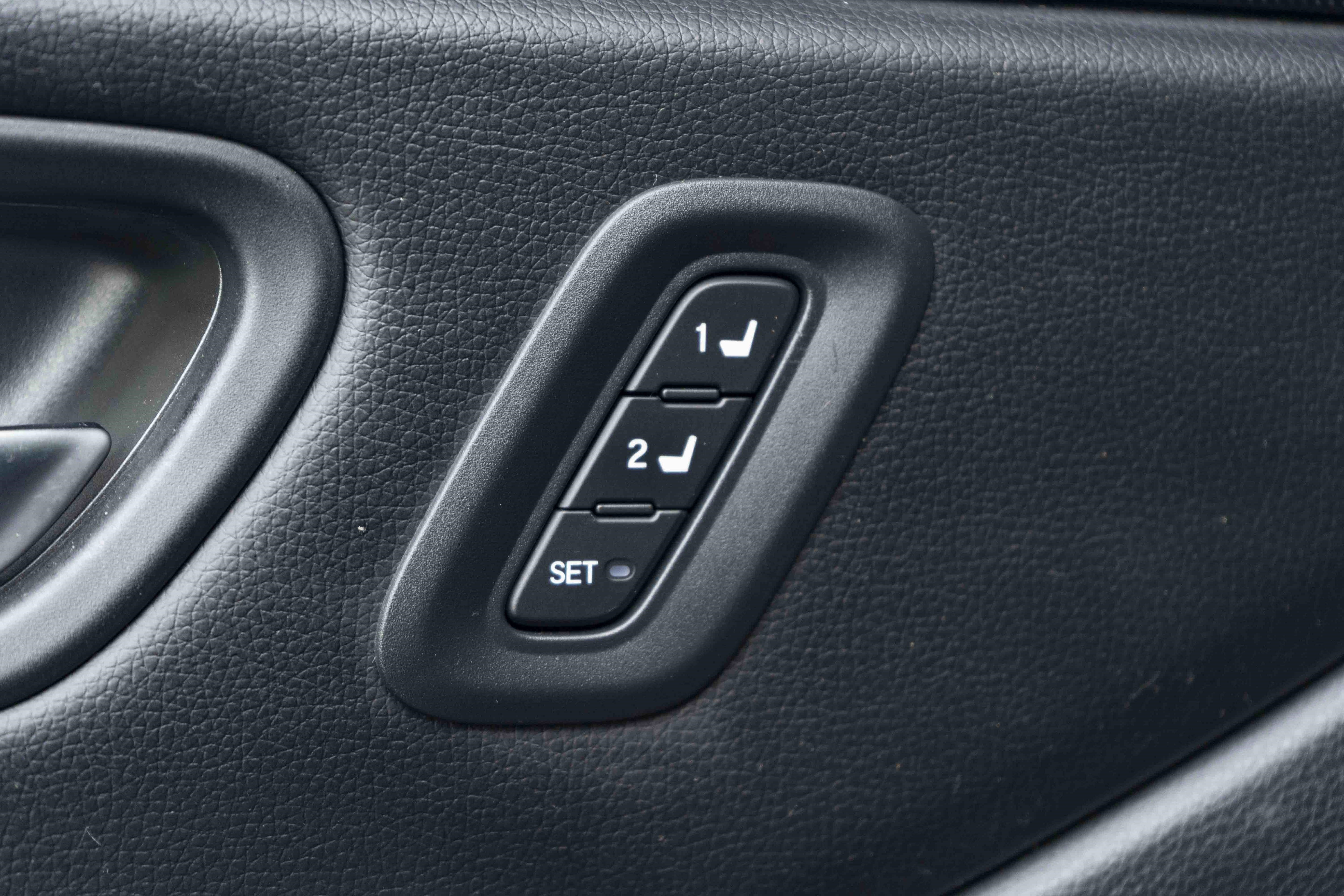 Used 2024 Honda Pilot Elite image 40
