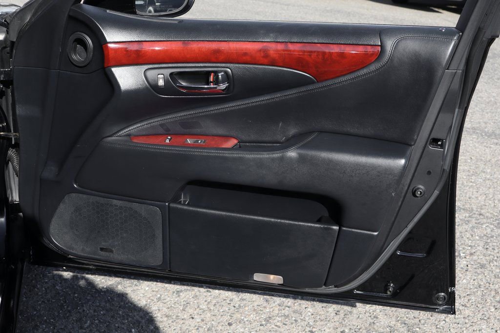 Used 2008 Lexus LS 460 image 47