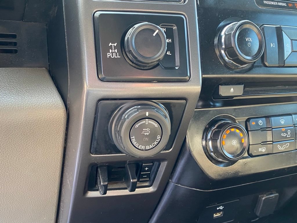 Used 2017 Ford F150 XLT w/ Equipment Group 301A Mid AWD/4WD image 25