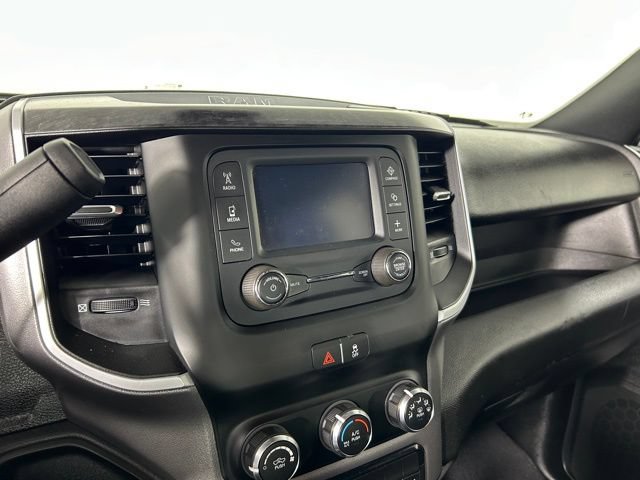 Used 2024 RAM 3500 SLT w/ Quick Order Package 2YG SLT AWD/4WD image 29